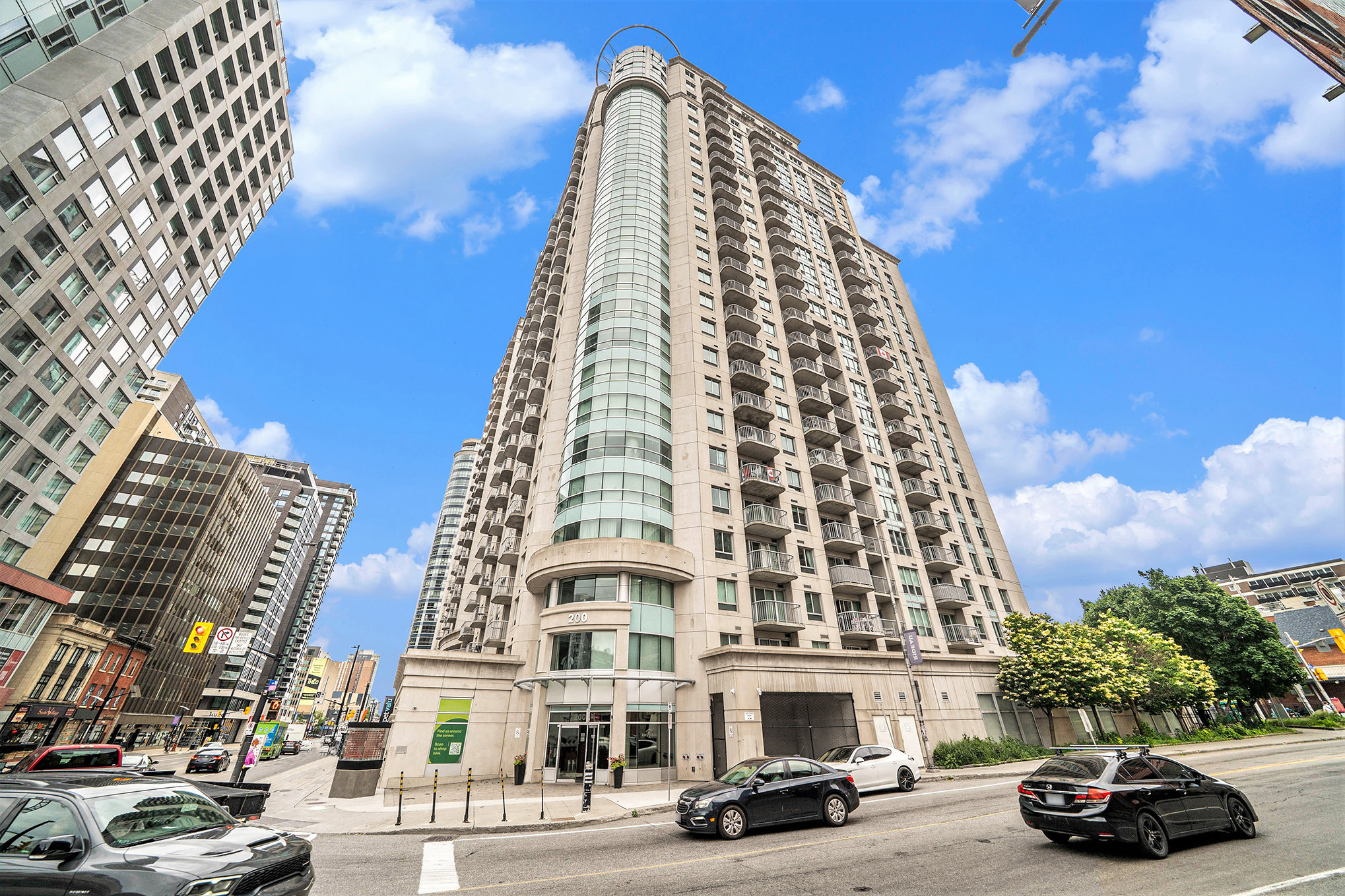 200 Rideau Street, 2304