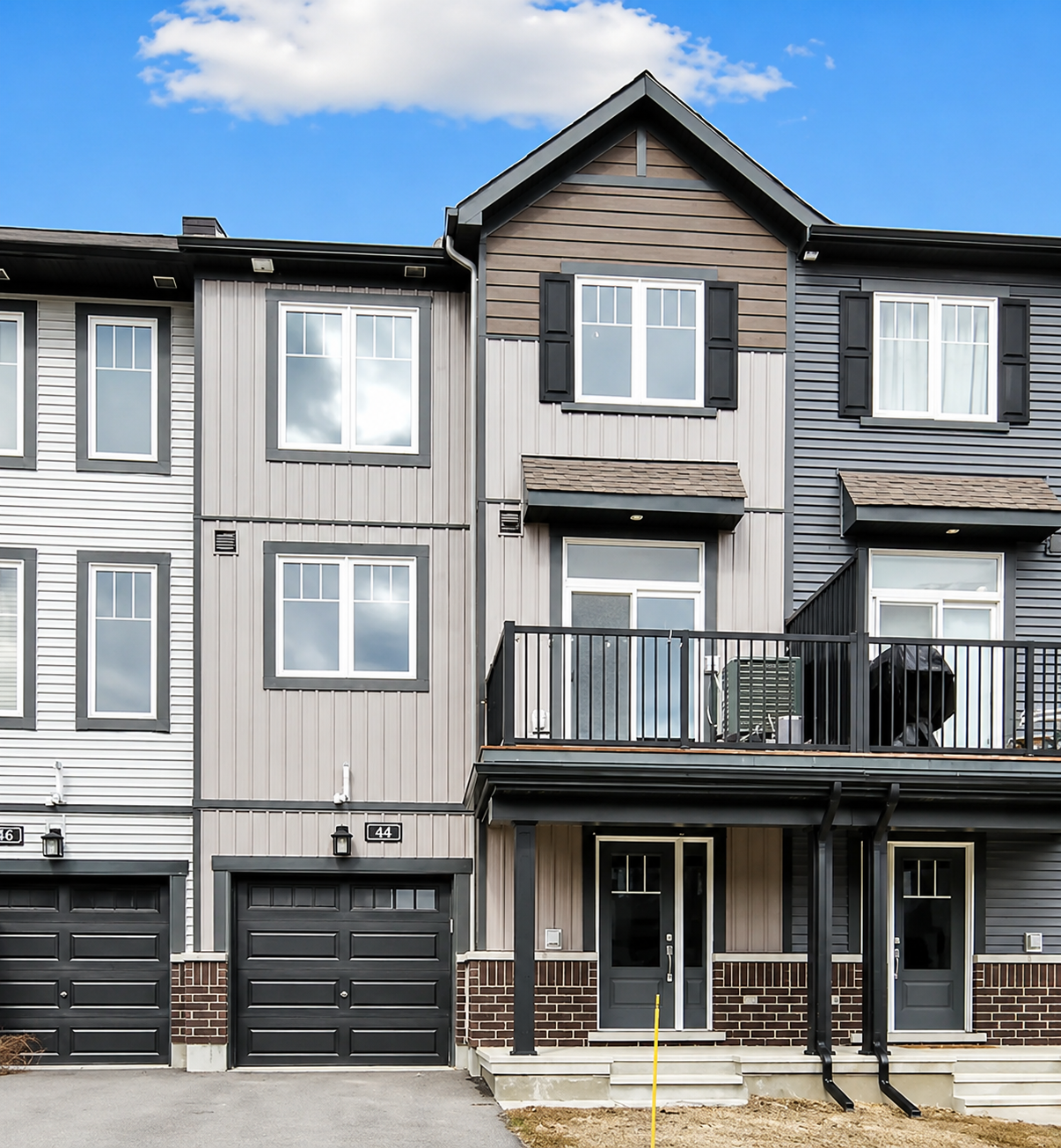 44 Teelin Circle - 1
